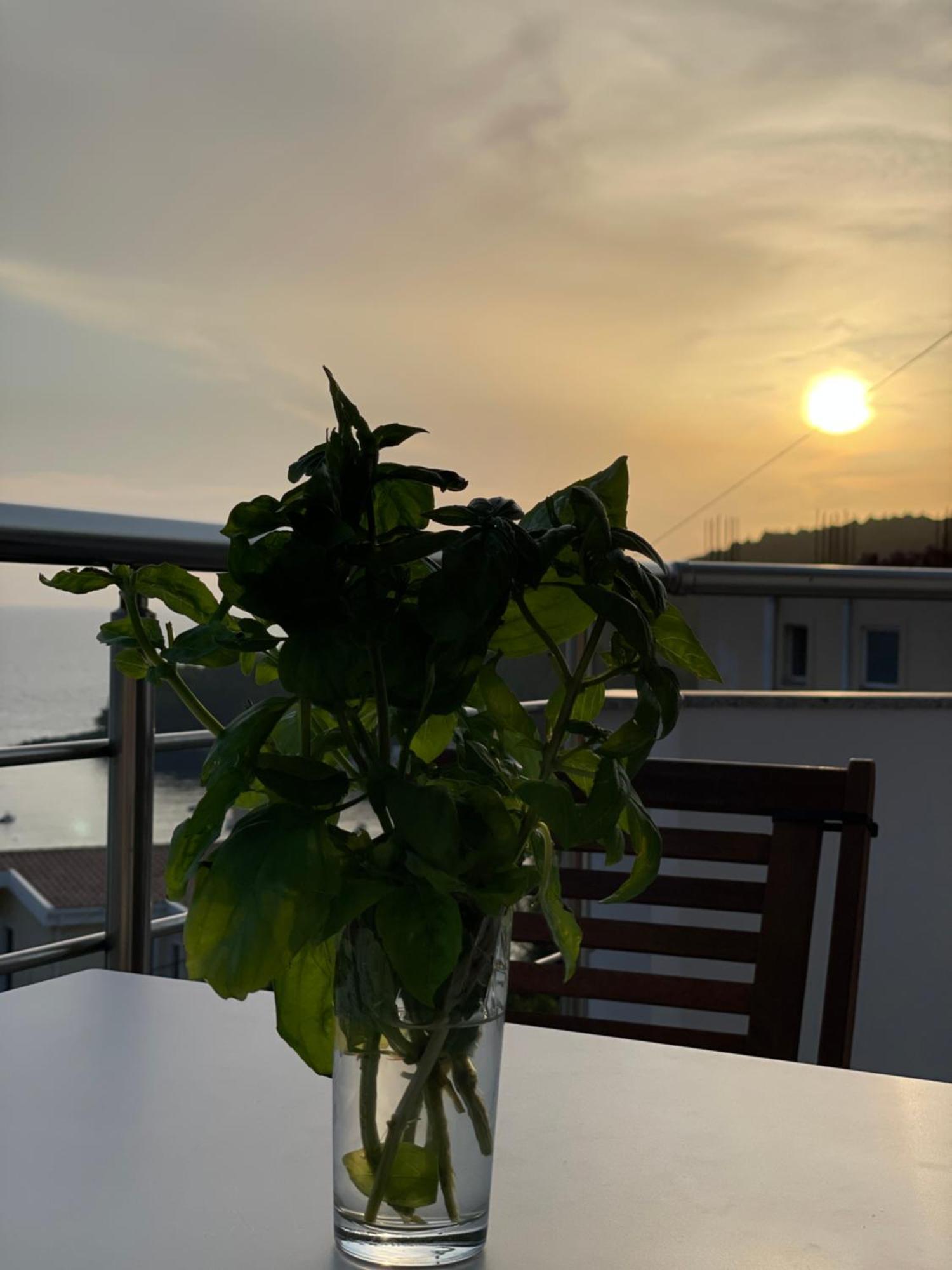 Tasos Rooms Himare Exterior foto