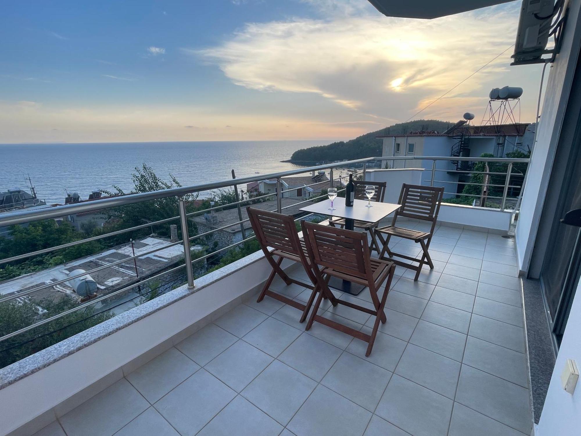 Tasos Rooms Himare Exterior foto