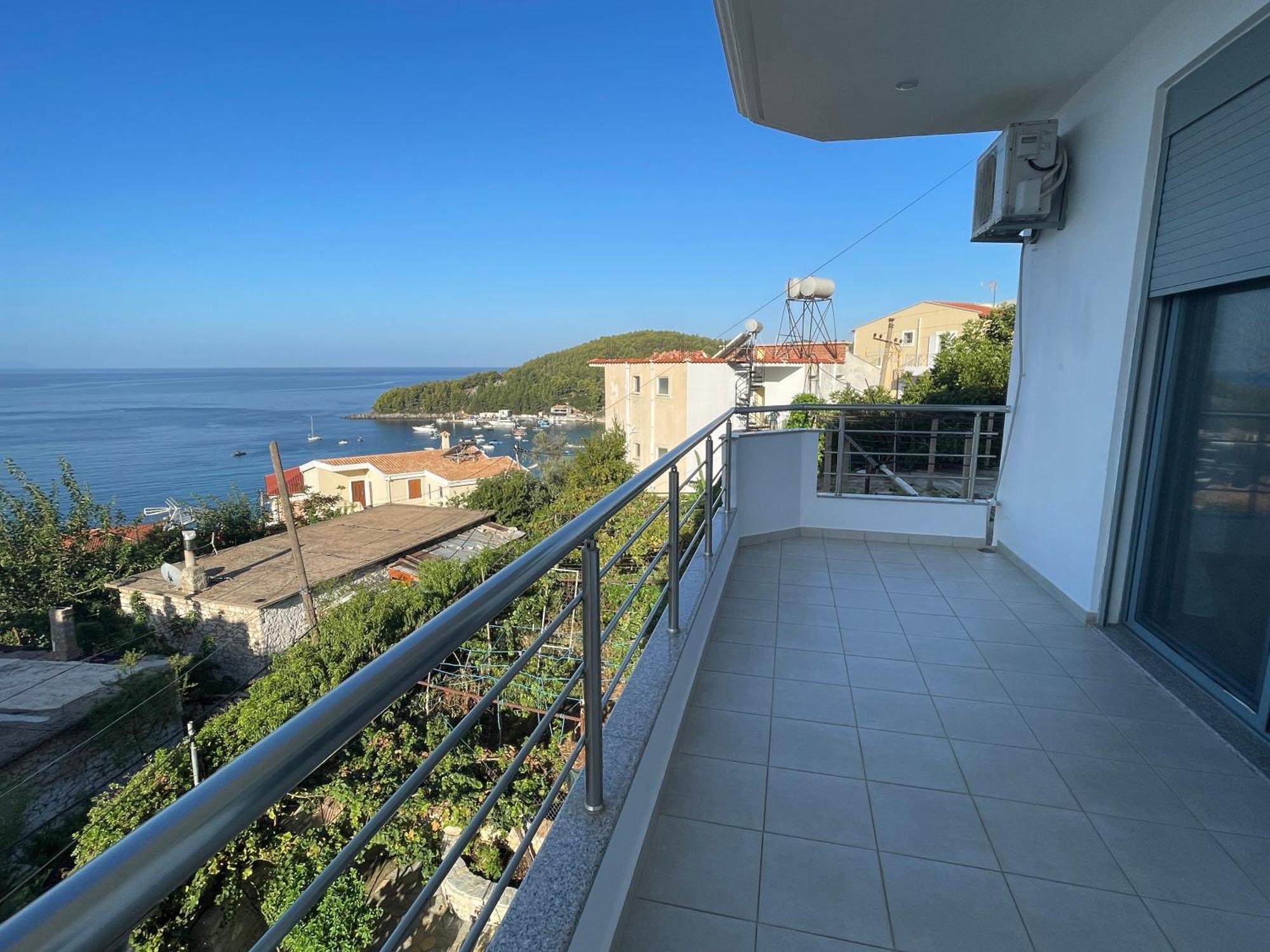 Tasos Rooms Himare Exterior foto