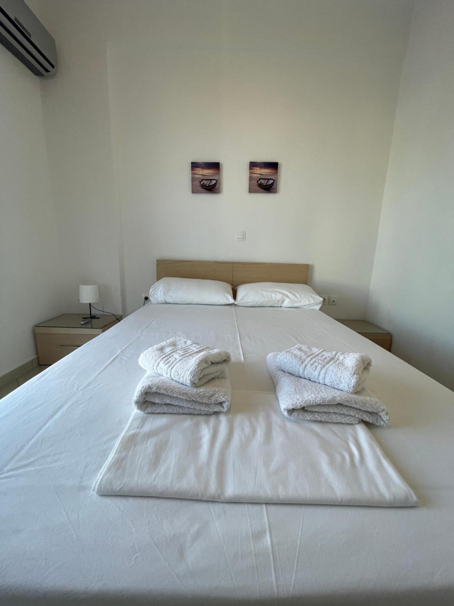 Tasos Rooms Himare Exterior foto
