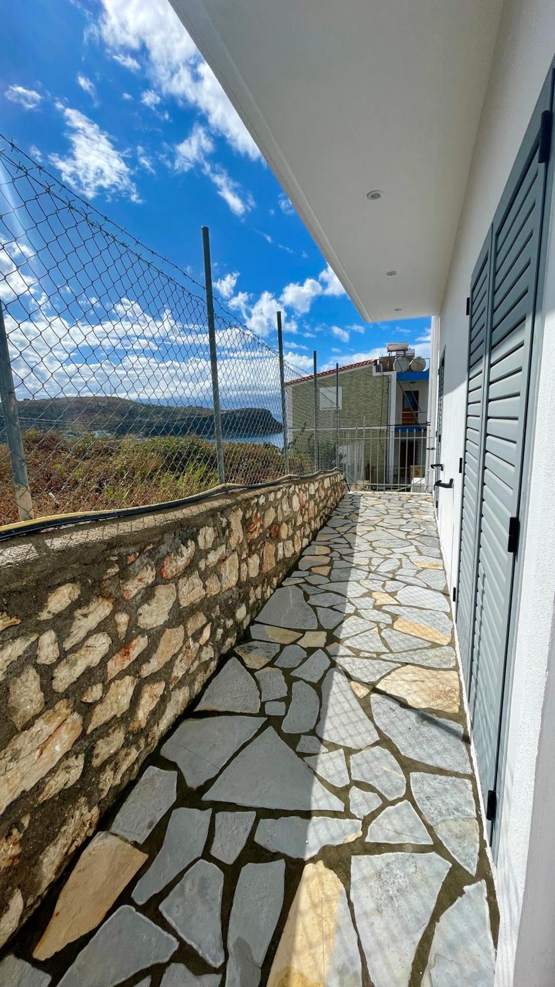 Tasos Rooms Himare Exterior foto