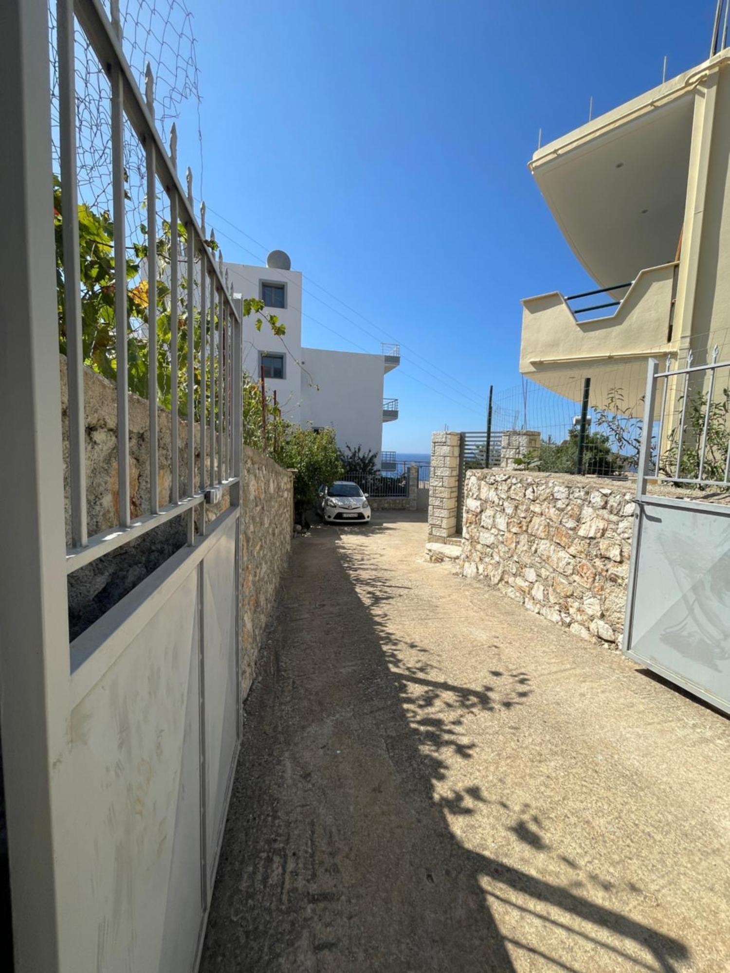 Tasos Rooms Himare Exterior foto