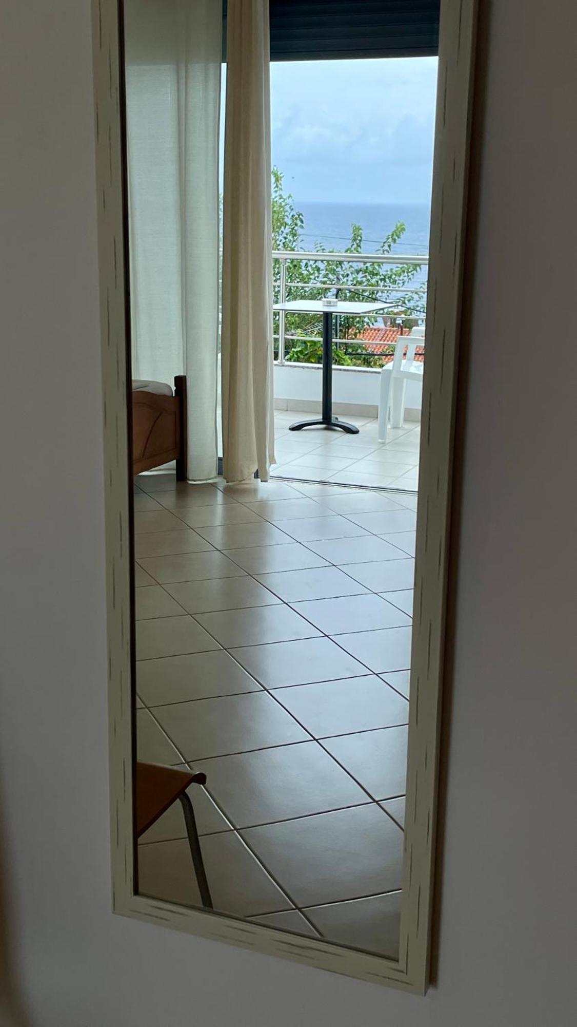 Tasos Rooms Himare Exterior foto