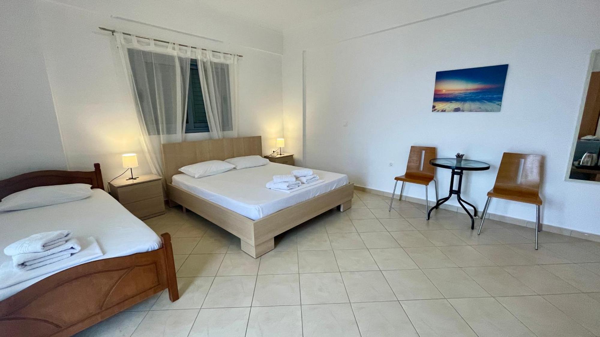 Tasos Rooms Himare Exterior foto