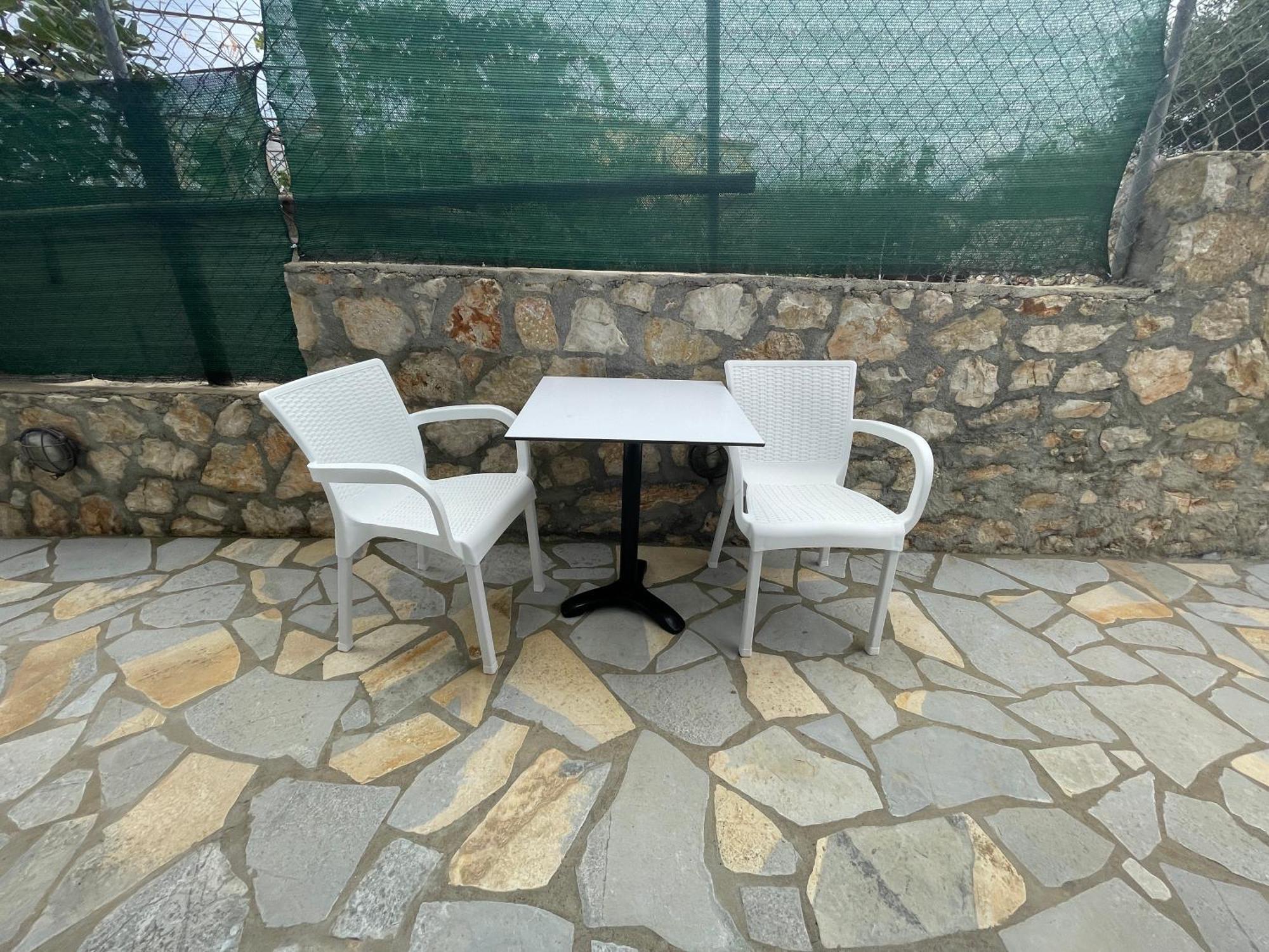 Tasos Rooms Himare Exterior foto